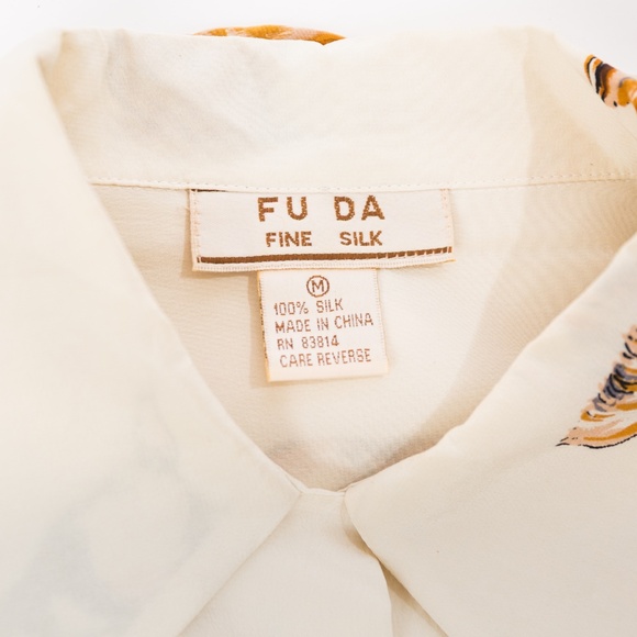 100% silk dog lover blouse cream Fu Da size M - Picture 11 of 12